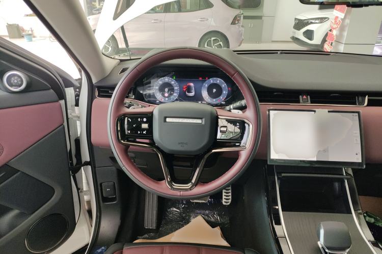 Used Land Rover Range Evoque 2024 Aurora L 249 PS Prestige Light-Chasing Edition Steering Wheel