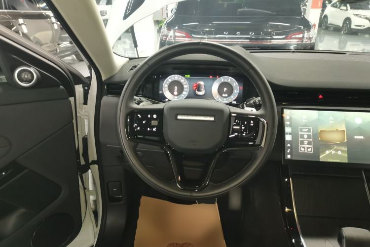 Used Land Rover Range Evoque 2024 Aurora L 249 PS Prestige Light-Chasing Edition Steering Wheel