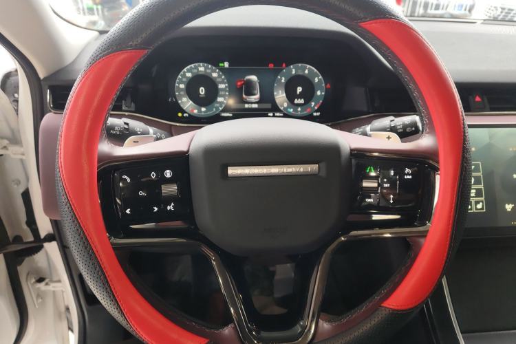 Used Land Rover Range Evoque 2024 Aurora L 249 PS Prestige Light-Chasing Edition Steering Wheel