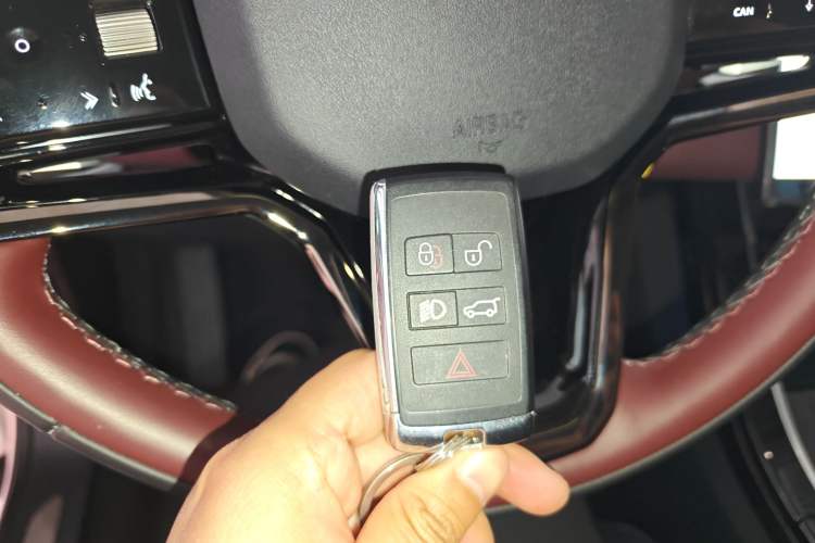 Used Land Rover Range Evoque 2024 Aurora L 249 PS Prestige Light-Chasing Edition Vehicle Key