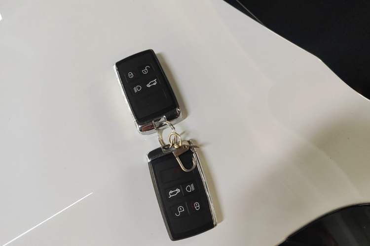 Used Land Rover Range Evoque 2024 Aurora L 249 PS Prestige Light-Chasing Edition Vehicle Key