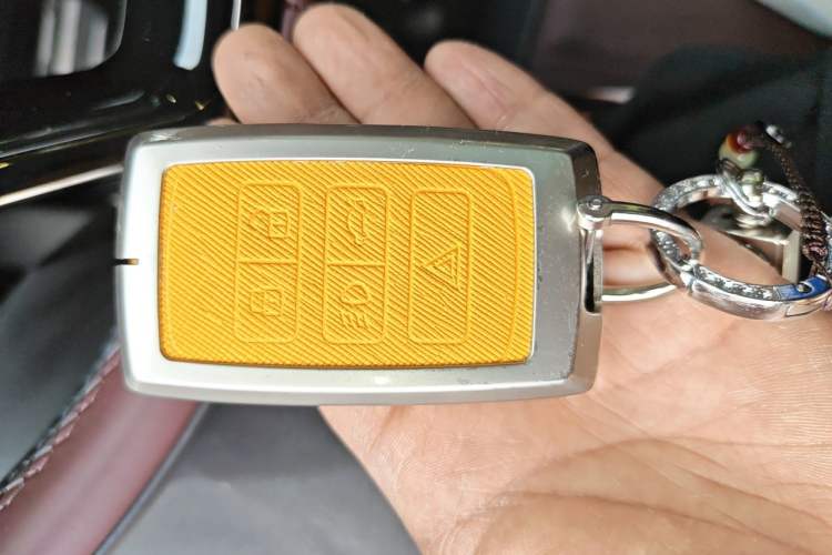 Used Land Rover Range Evoque 2024 Aurora L 249 PS Prestige Light-Chasing Edition Vehicle Key