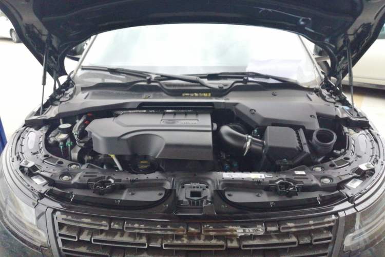 Used Land Rover Range Evoque 2026 Model Range Rover Velar L SE Engine Bay