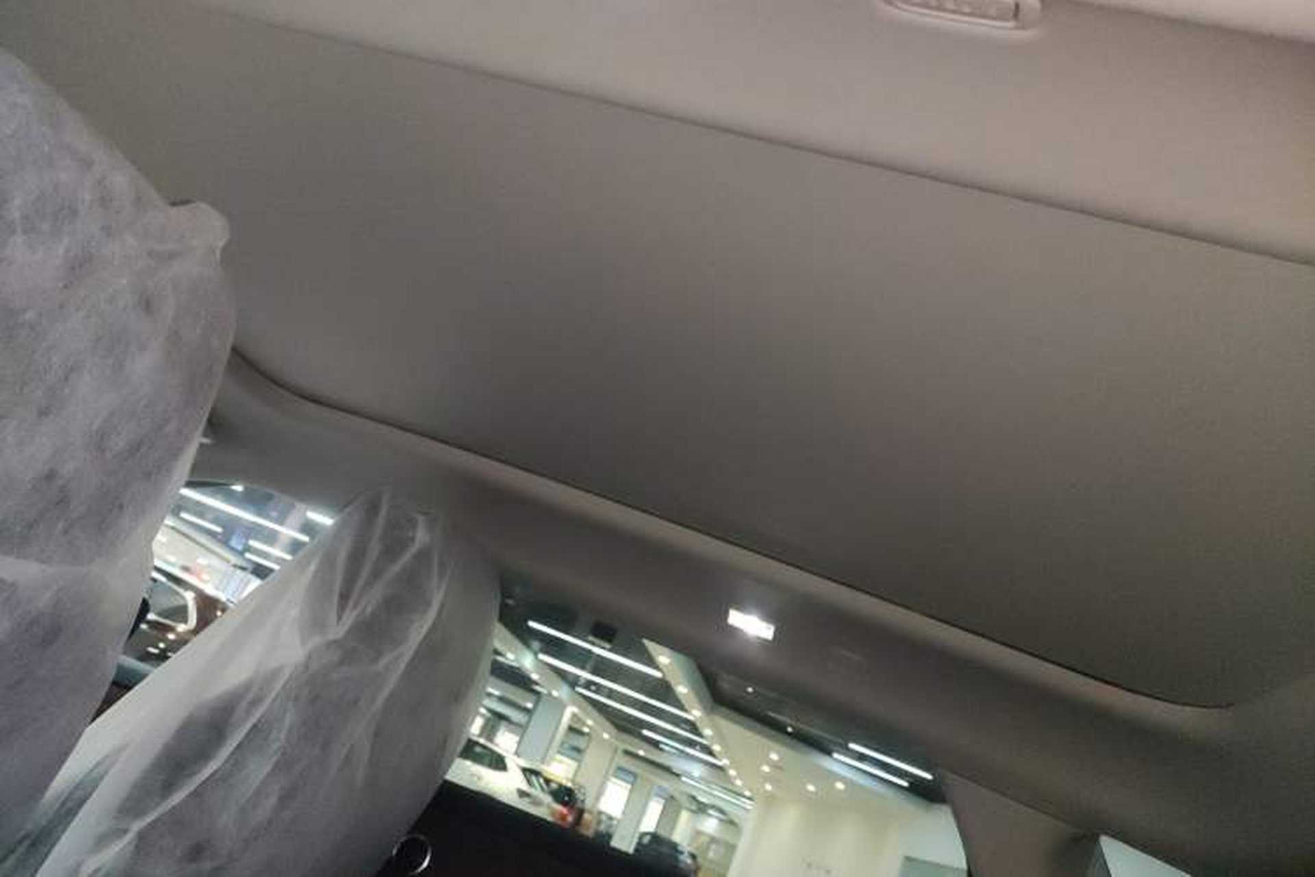 Used Land Rover Range Evoque 2026 Model Range Rover Velar L SE Headliner