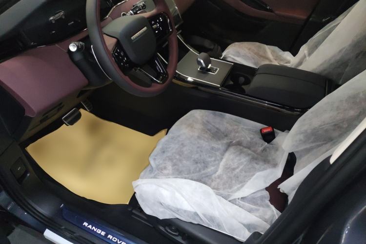 Used Land Rover Range Evoque 2026 Model Range Rover Velar L SE Left Front Seat
