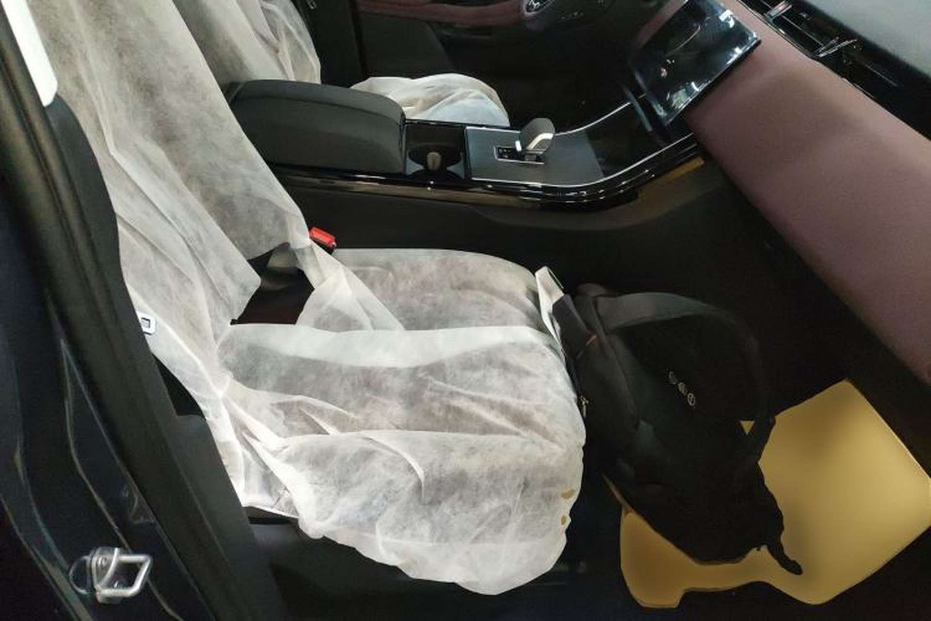 Used Land Rover Range Evoque 2026 Model Range Rover Velar L SE Right Front Seat