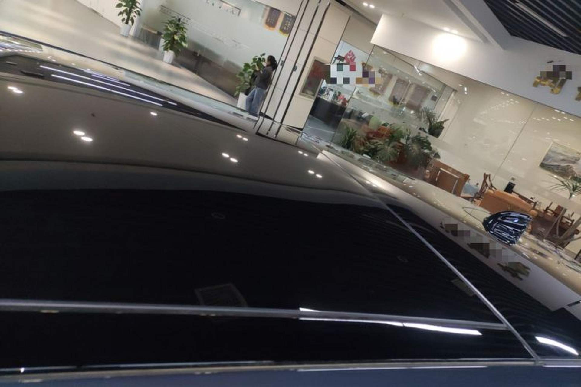 Used Land Rover Range Evoque 2026 Model Range Rover Velar L SE Roof