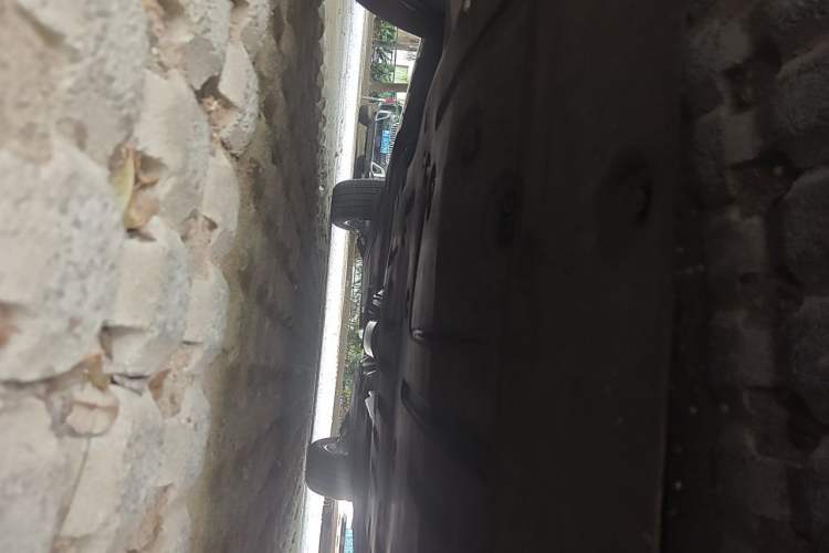 Used Land Rover Range Evoque 2026 Model Range Rover Velar L SE Chassis Front