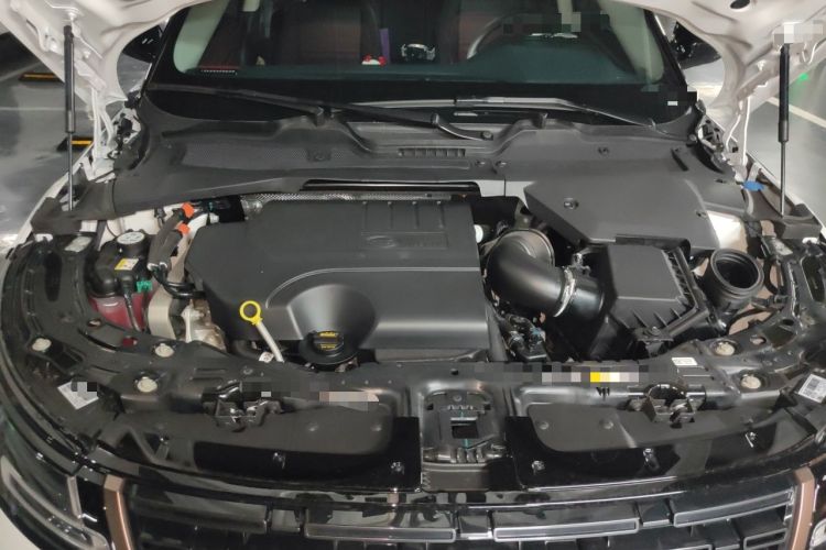 Used Land Rover Range Evoque 2026 Model Range Rover Velar L HSE Engine Bay
