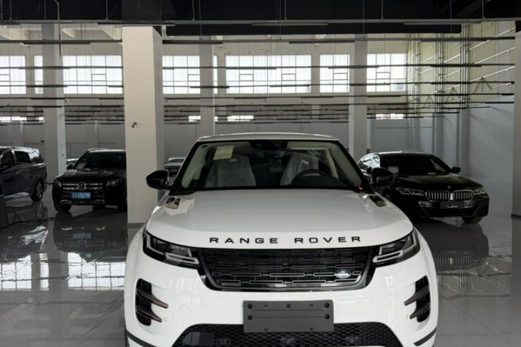 Used Land Rover Range Evoque 2026 Model Range Rover Velar L SE Exterior 2