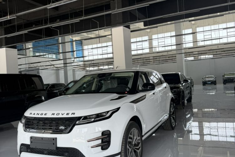 Used Land Rover Range Evoque 2026 Model Range Rover Velar L SE Exterior 5