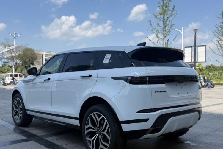 Used Land Rover Range Evoque 2026 Model Range Rover Velar L SE Exterior 7