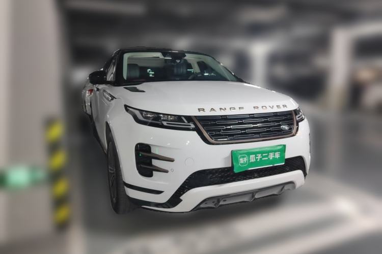 Used Land Rover Range Evoque 2026 Model Range Rover Velar L HSE Front Right 45 Deg