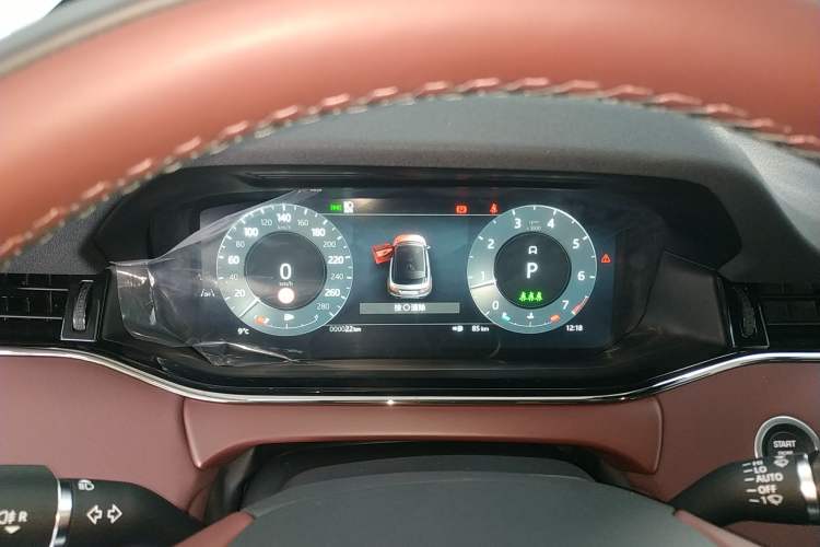 Used Land Rover Range Evoque 2026 Model Range Rover Velar L SE Instrument Cluster
