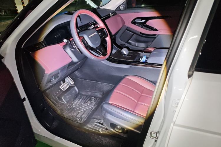 Used Land Rover Range Evoque 2026 Model Range Rover Velar L SE Left Front Seat