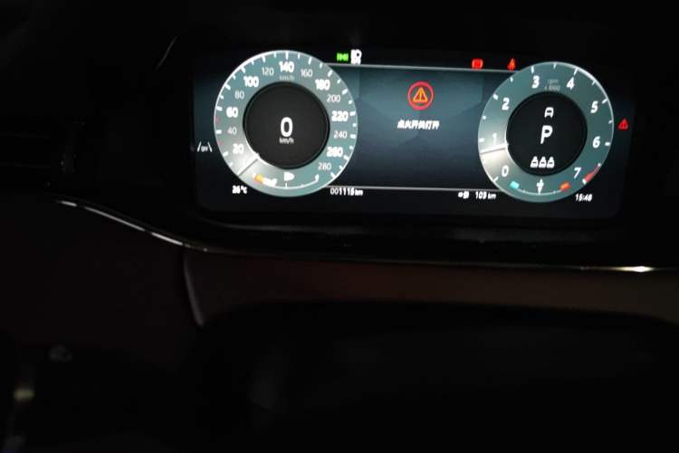 Used Land Rover Range Evoque 2026 Model Range Rover Velar L SE Odometer Close Up