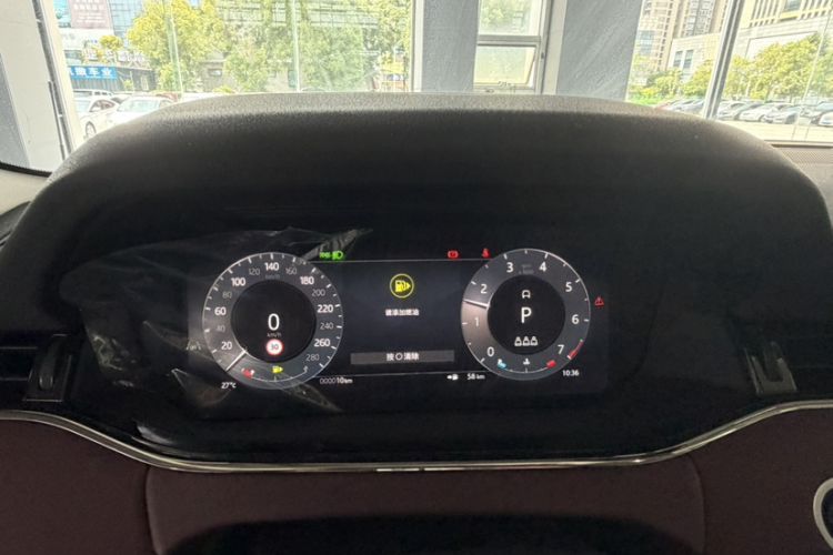 Used Land Rover Range Evoque 2026 Model Range Rover Velar L SE Odometer Close Up