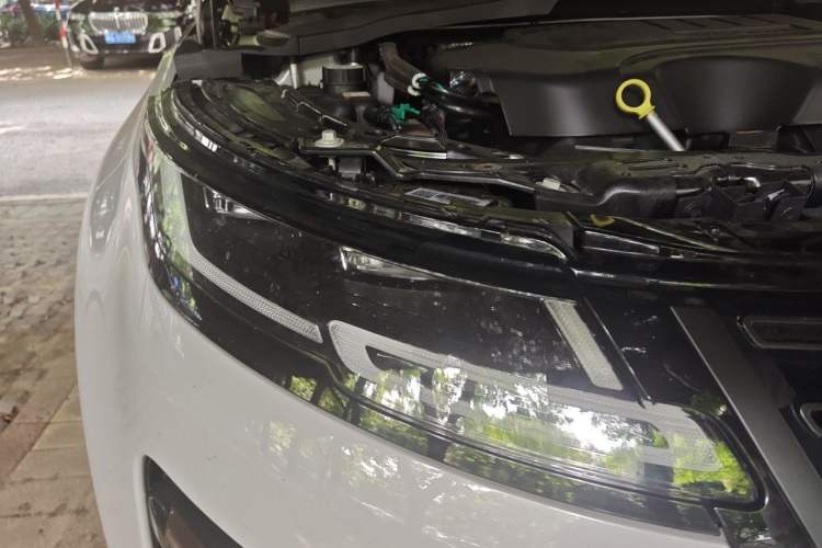 Used Land Rover Range Evoque 2026 Model Range Rover Velar L SE Right Front Headlight