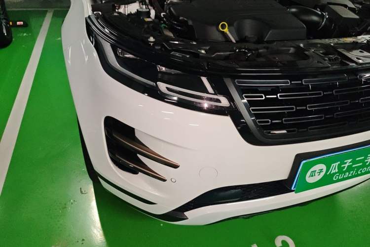 Used Land Rover Range Evoque 2026 Model Range Rover Velar L SE Right Front Headlight