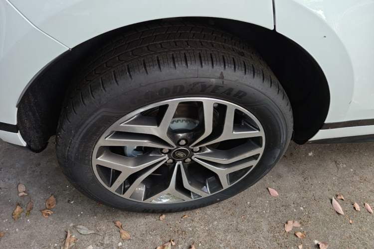Used Land Rover Range Evoque 2026 Model Range Rover Velar L SE Right Rear Wheel Hub