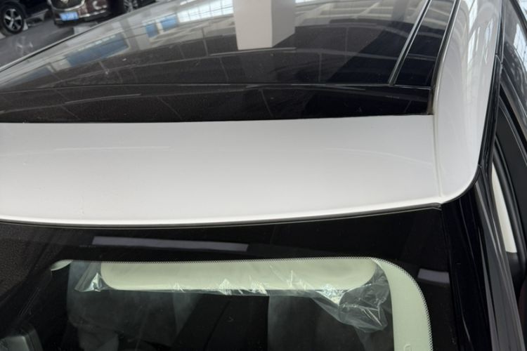 Used Land Rover Range Evoque 2026 Model Range Rover Velar L SE Roof