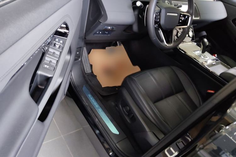 Used Land Rover Range Evoque New Energy 2022 Aurora L P300e Plug-in Hybrid Electric Version Driver Seat