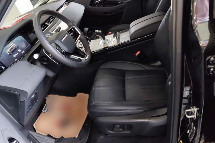 Used Land Rover Range Evoque New Energy 2022 Aurora L P300e Plug-in Hybrid Electric Version Left Front Seat