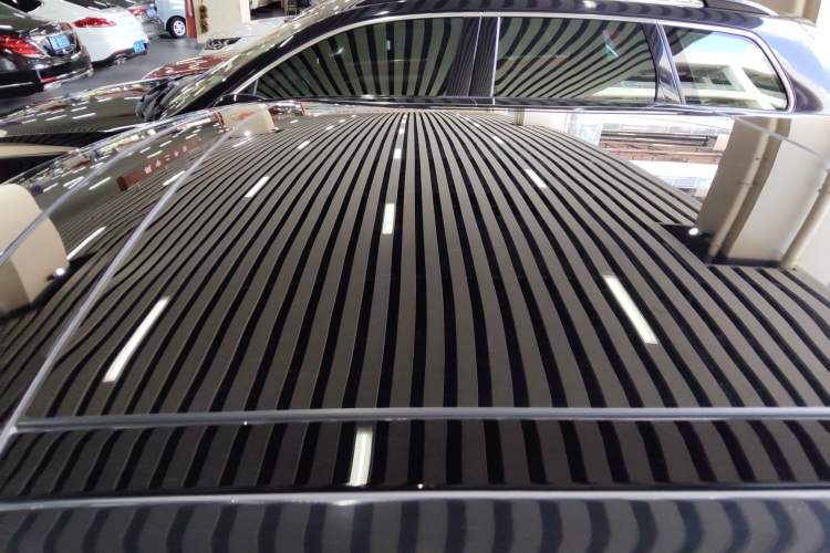 Used Land Rover Range Evoque New Energy 2022 Aurora L P300e Plug-in Hybrid Electric Version Roof