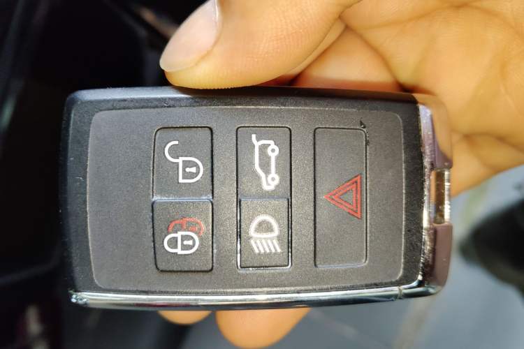 Used Land Rover Range Evoque New Energy 2022 Aurora L P300e Plug-in Hybrid Electric Version Vehicle Key