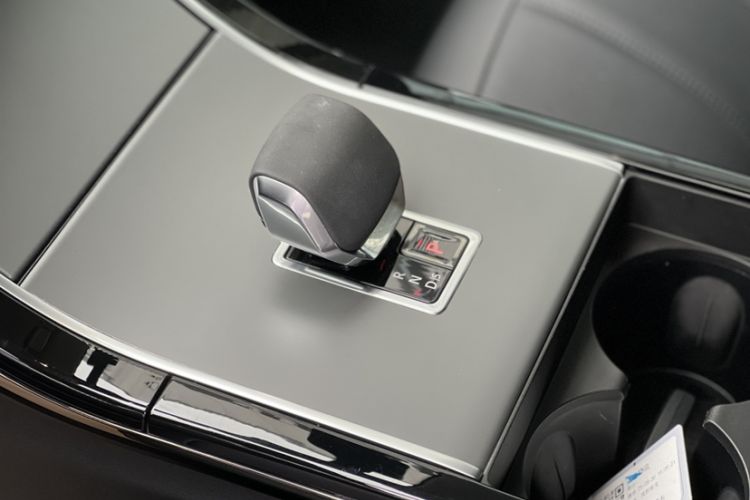 Used Land Rover Range Evoque New Energy 2023 Aurora L P300e Plug-in Hybrid Electric Version Interior 11