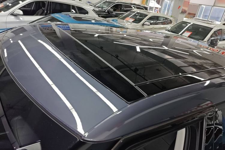 Used Land Rover Range Evoque New Energy 2023 Aurora L P300e Plug-in Hybrid Electric Version Roof
