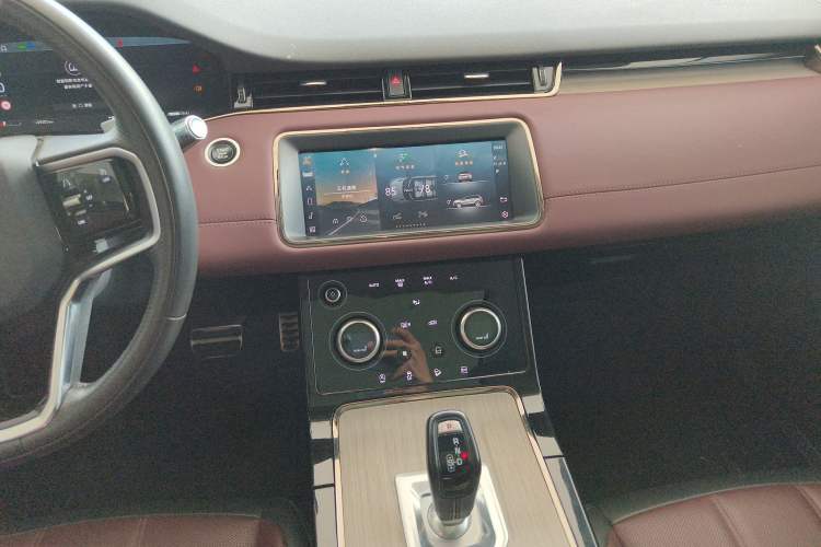 Used Land Rover Range Evoque New Energy 2022 Aurora L P300e Plug-in Hybrid Electric Version Audio And AC Panel