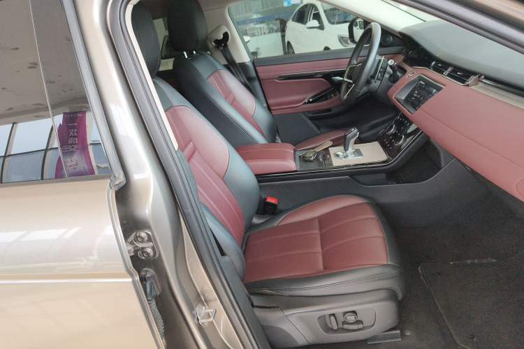 Used Land Rover Range Evoque New Energy 2022 Aurora L P300e Plug-in Hybrid Electric Version Right Front Seat
