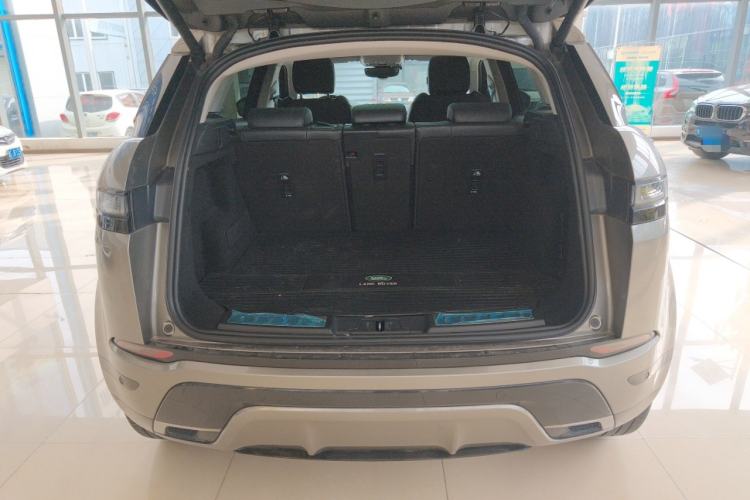 Used Land Rover Range Evoque New Energy 2022 Aurora L P300e Plug-in Hybrid Electric Version Trunk