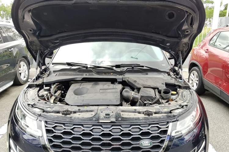 Used Land Rover Range Evoque New Energy 2021 Aurora L P300e Luxury Edition Engine Bay