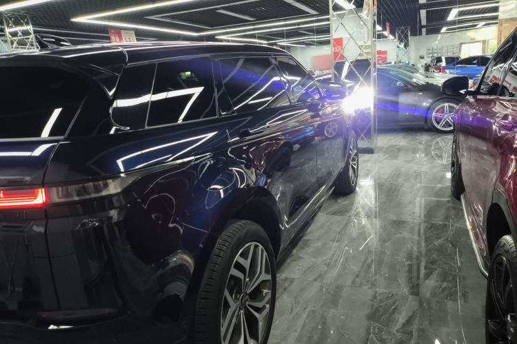 Used Land Rover Range Evoque New Energy 2021 Aurora L P300e Luxury Edition Exterior 6