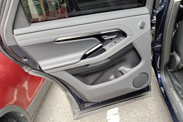 Used Land Rover Range Evoque New Energy 2021 Aurora L P300e Luxury Edition Left Rear Door Interior