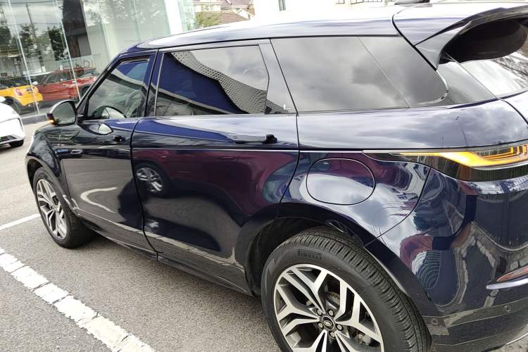 Used Land Rover Range Evoque New Energy 2021 Aurora L P300e Luxury Edition Left Side