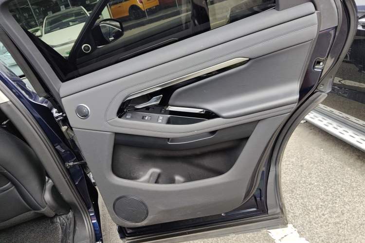 Used Land Rover Range Evoque New Energy 2021 Aurora L P300e Luxury Edition Right Rear Door Interior