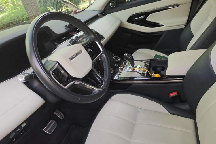 Used Land Rover Range Evoque New Energy 2021 Aurora L P300e Luxury Edition Left Front Seat