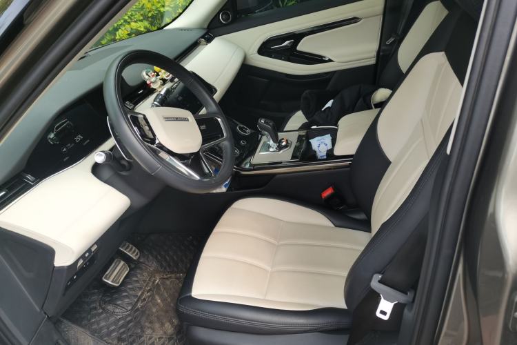 Used Land Rover Range Evoque New Energy 2021 Aurora L P300e Luxury Edition Left Front Seat