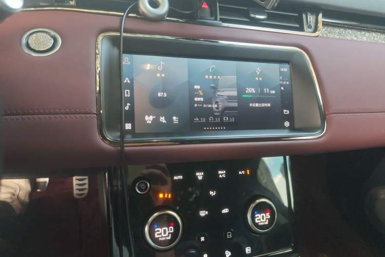 Used Land Rover Range Evoque New Energy 2021 Aurora L P300e Luxury Edition Audio And AC Panel