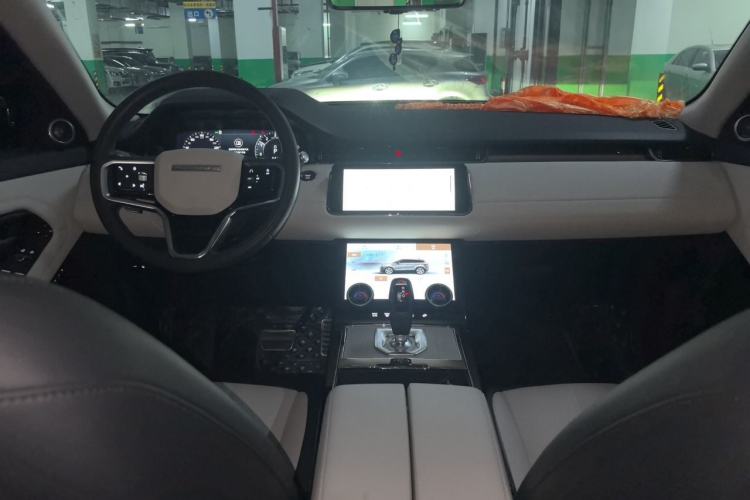 Used Land Rover Range Evoque New Energy 2021 Aurora L P300e Luxury Edition Center Console