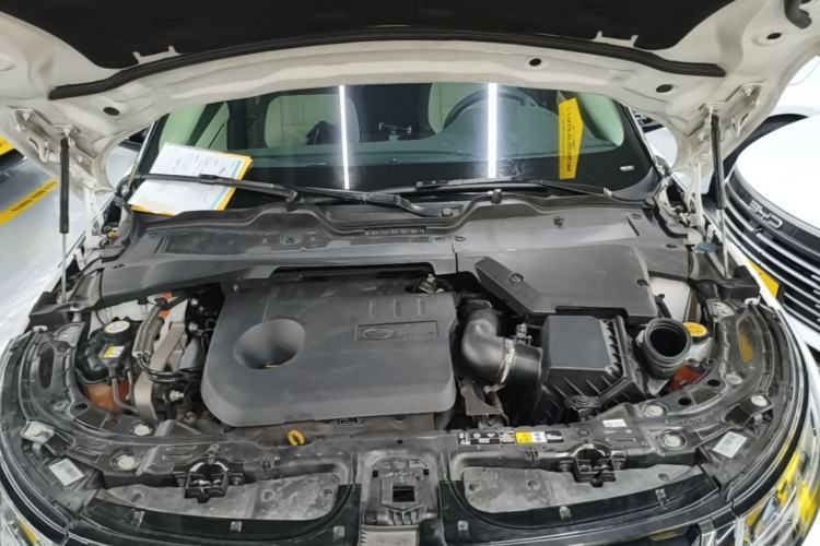 Used Land Rover Range Evoque New Energy 2021 Aurora L P300e Luxury Edition Engine Bay