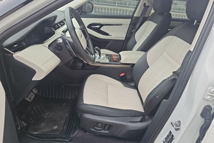 Used Land Rover Range Evoque New Energy 2021 Aurora L P300e Luxury Edition Interior 3