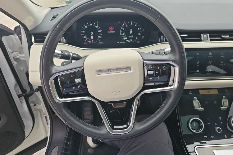 Used Land Rover Range Evoque New Energy 2021 Aurora L P300e Luxury Edition Interior 8