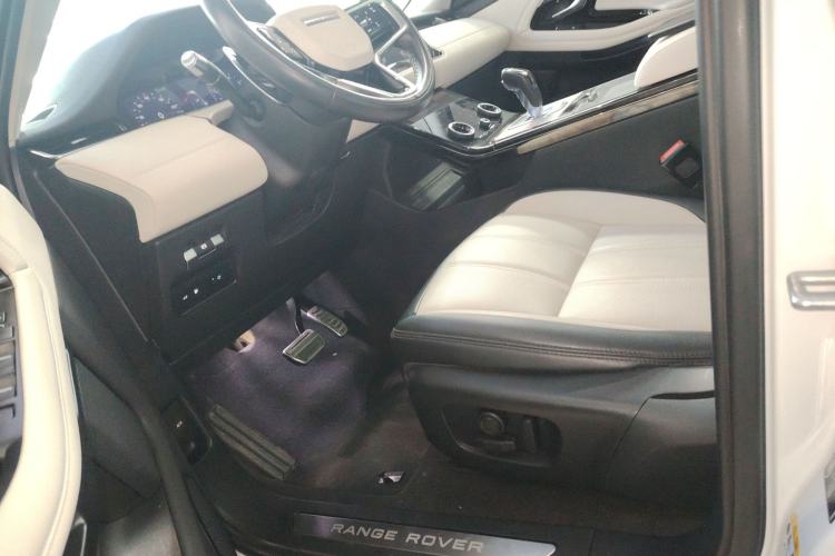 Used Land Rover Range Evoque New Energy 2021 Aurora L P300e Luxury Edition Left Front Seat