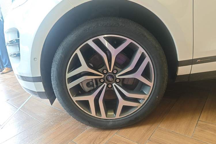 Used Land Rover Range Evoque New Energy 2021 Aurora L P300e Luxury Edition Left Front Wheel Hub