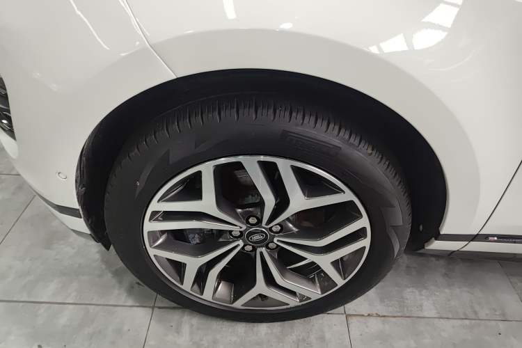 Used Land Rover Range Evoque New Energy 2021 Aurora L P300e Luxury Edition Left Front Wheel Hub