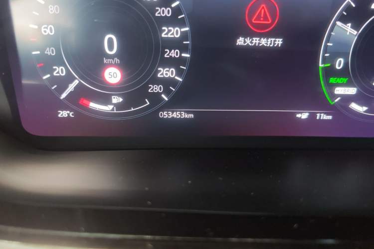 Used Land Rover Range Evoque New Energy 2021 Aurora L P300e Luxury Edition Odometer Close Up